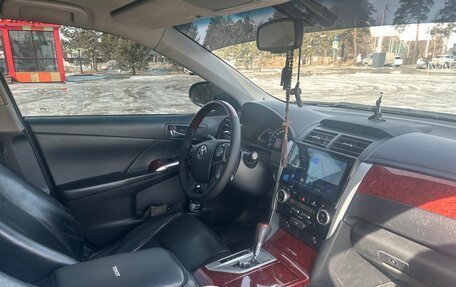 Toyota Camry, 2011 год, 1 800 000 рублей, 12 фотография