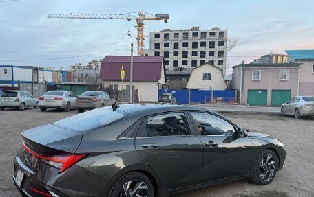 Hyundai Elantra, 2023 год, 2 000 000 рублей, 4 фотография