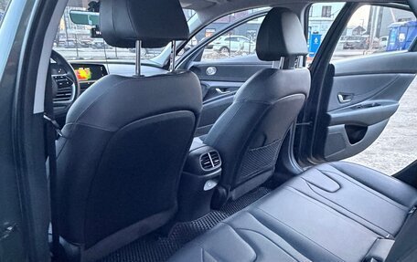 Hyundai Elantra, 2023 год, 2 000 000 рублей, 15 фотография