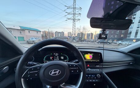 Hyundai Elantra, 2023 год, 2 000 000 рублей, 18 фотография