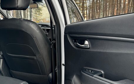 KIA Rio IV, 2021 год, 1 690 000 рублей, 23 фотография