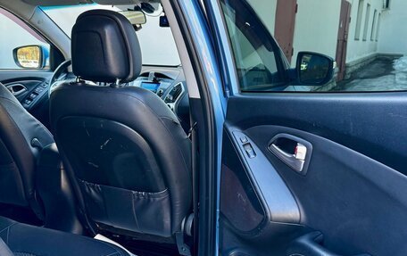 Hyundai ix35 I рестайлинг, 2013 год, 990 000 рублей, 23 фотография