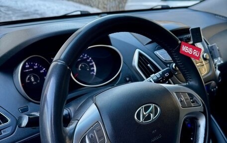 Hyundai ix35 I рестайлинг, 2013 год, 990 000 рублей, 30 фотография