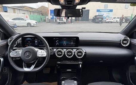 Mercedes-Benz A-Класс, 2021 год, 1 750 000 рублей, 5 фотография