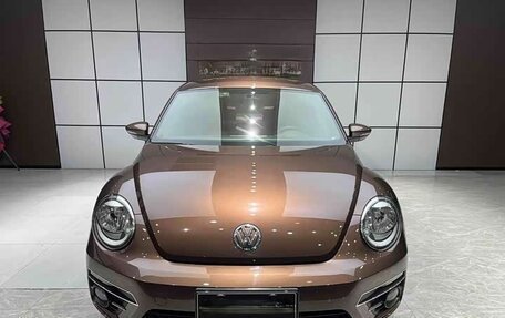 Volkswagen Beetle, 2018 год, 1 365 000 рублей, 2 фотография