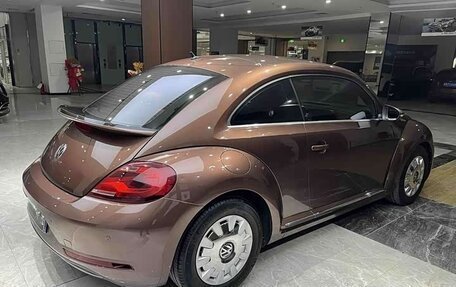 Volkswagen Beetle, 2018 год, 1 365 000 рублей, 6 фотография