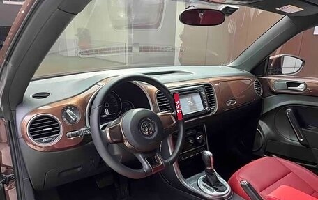 Volkswagen Beetle, 2018 год, 1 365 000 рублей, 12 фотография