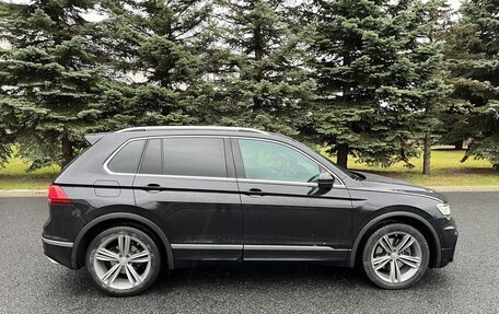 Volkswagen Tiguan II, 2019 год, 3 090 000 рублей, 8 фотография