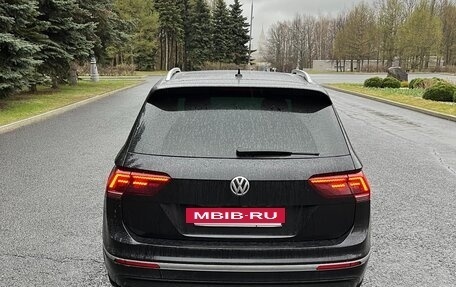 Volkswagen Tiguan II, 2019 год, 3 090 000 рублей, 6 фотография