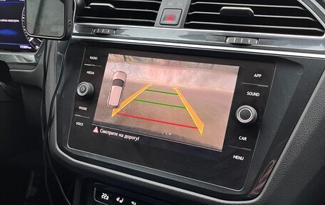 Volkswagen Tiguan II, 2019 год, 3 090 000 рублей, 20 фотография