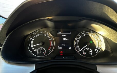 Skoda Rapid II, 2022 год, 1 800 000 рублей, 9 фотография