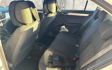 Skoda Rapid II, 2022 год, 1 800 000 рублей, 19 фотография