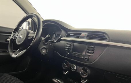 KIA Rio IV, 2018 год, 1 210 000 рублей, 9 фотография