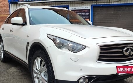 Infiniti FX II, 2012 год, 1 850 000 рублей, 6 фотография