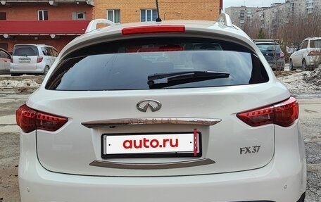 Infiniti FX II, 2012 год, 1 850 000 рублей, 8 фотография
