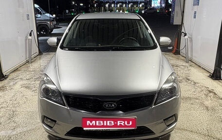 KIA cee'd I рестайлинг, 2010 год, 680 000 рублей, 1 фотография