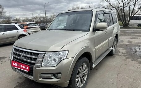 Mitsubishi Pajero IV, 2018 год, 2 870 000 рублей, 2 фотография