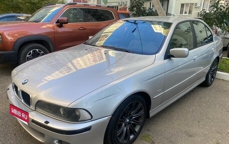 BMW 5 серия, 2001 год, 1 050 000 рублей, 1 фотография