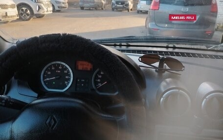 Renault Logan I, 2006 год, 110 000 рублей, 9 фотография