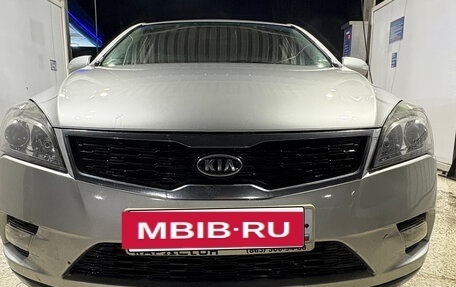 KIA cee'd I рестайлинг, 2010 год, 680 000 рублей, 2 фотография