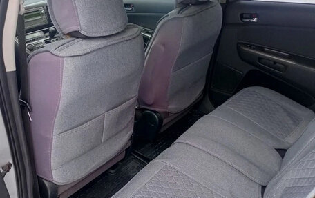 Toyota Wish II, 2004 год, 730 000 рублей, 11 фотография