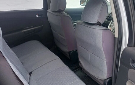 Toyota Wish II, 2004 год, 730 000 рублей, 10 фотография