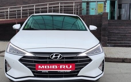 Hyundai Elantra VI рестайлинг, 2019 год, 1 775 000 рублей, 2 фотография