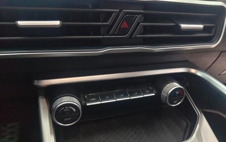 Geely Coolray I, 2021 год, 1 050 000 рублей, 12 фотография