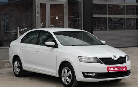 Skoda Rapid I, 2018 год, 1 270 000 рублей, 3 фотография
