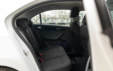 Skoda Rapid I, 2018 год, 1 270 000 рублей, 18 фотография