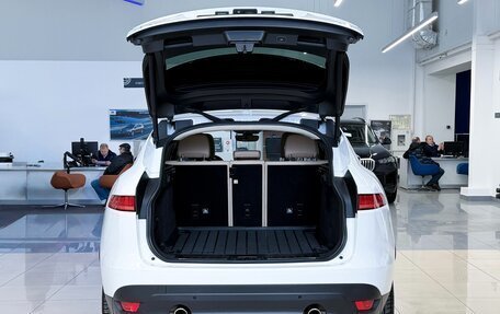 Jaguar F-Pace, 2018 год, 2 850 000 рублей, 9 фотография