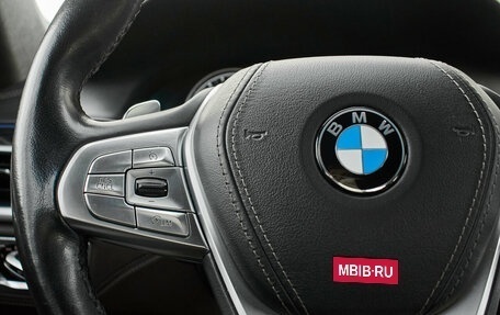 BMW 7 серия, 2018 год, 4 590 000 рублей, 17 фотография