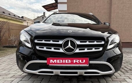 Mercedes-Benz GLA, 2018 год, 3 049 000 рублей, 2 фотография