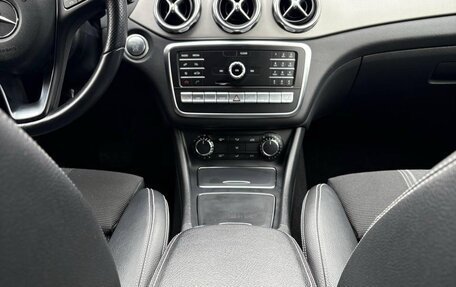 Mercedes-Benz GLA, 2018 год, 3 049 000 рублей, 14 фотография