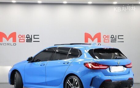 BMW 1 серия, 2023 год, 2 580 000 рублей, 4 фотография