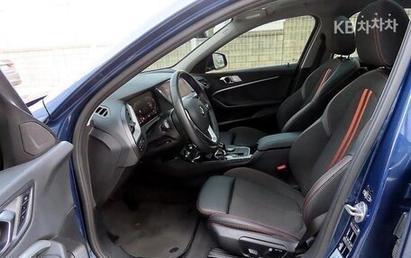 BMW 1 серия, 2023 год, 2 680 780 рублей, 5 фотография