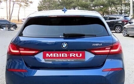 BMW 1 серия, 2023 год, 2 680 780 рублей, 4 фотография