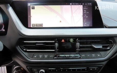 BMW 1 серия, 2023 год, 2 680 780 рублей, 13 фотография