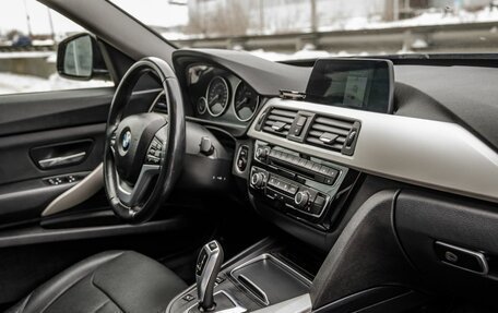 BMW 3 серия, 2018 год, 2 239 000 рублей, 15 фотография