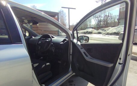 Toyota Vitz, 2008 год, 450 000 рублей, 5 фотография