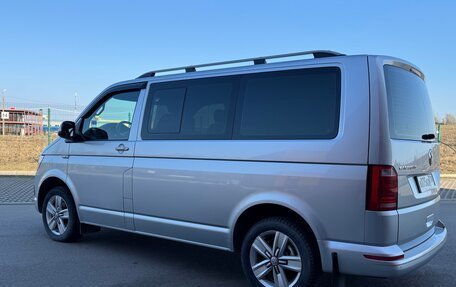 Volkswagen Caravelle T6 рестайлинг, 2015 год, 2 770 000 рублей, 7 фотография