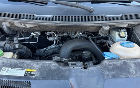 Volkswagen Caravelle T6 рестайлинг, 2015 год, 2 770 000 рублей, 22 фотография