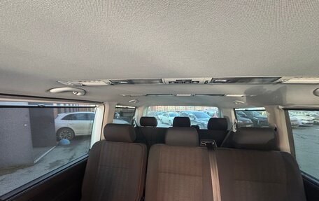Volkswagen Caravelle T6 рестайлинг, 2015 год, 2 770 000 рублей, 35 фотография