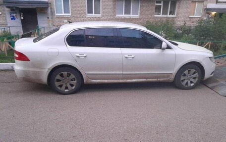 Skoda Superb III рестайлинг, 2010 год, 562 000 рублей, 2 фотография