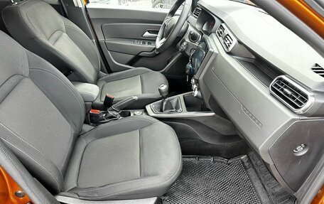 Renault Duster, 2021 год, 1 900 000 рублей, 16 фотография