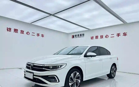 Volkswagen Bora, 2023 год, 1 050 000 рублей, 1 фотография