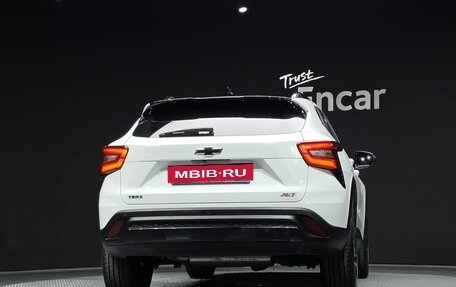 Chevrolet Trax, 2023 год, 1 609 999 рублей, 4 фотография