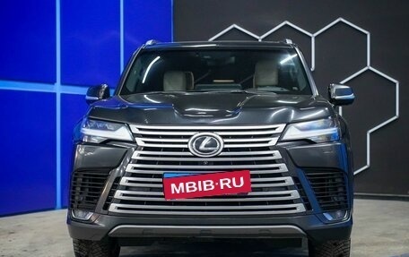 Lexus LX, 2022 год, 13 000 000 рублей, 4 фотография