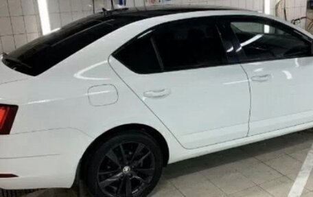 Skoda Octavia, 2018 год, 1 800 000 рублей, 2 фотография