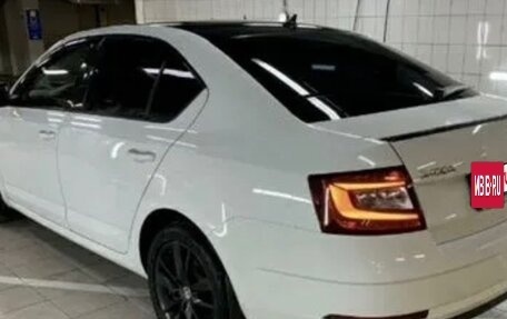 Skoda Octavia, 2018 год, 1 800 000 рублей, 3 фотография